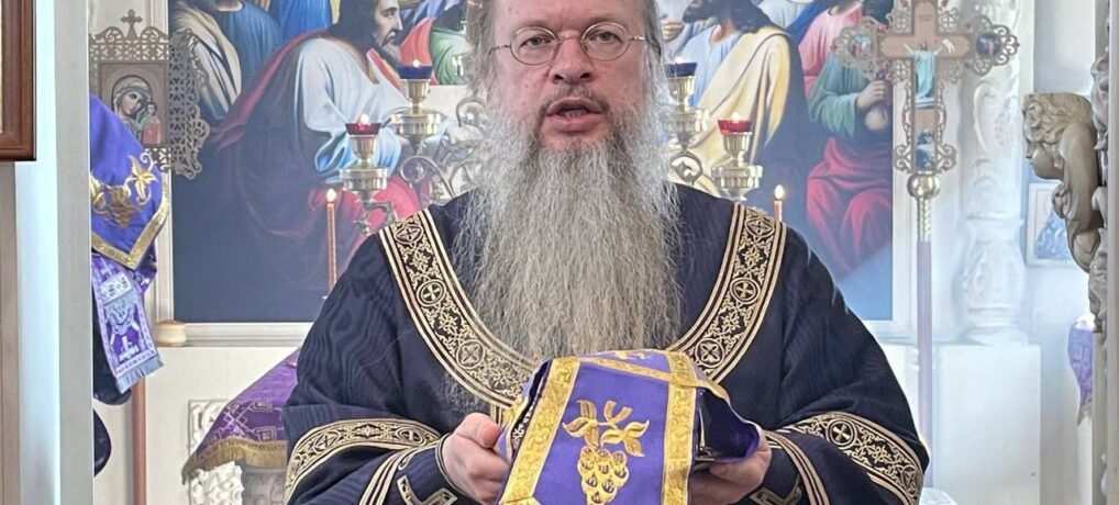 Архиерейская Божественная литургия в Космо-Дамиановском храме с. Курасовка Архиерейская Божественная литургия в Космо-Дамиановском храме с. Курасовка