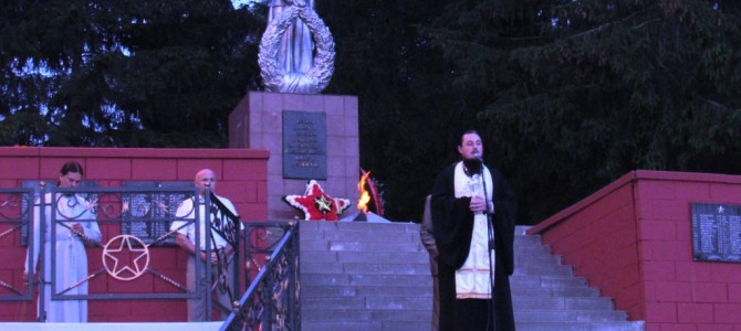 Митинг памяти и скорби в п. Ивня.