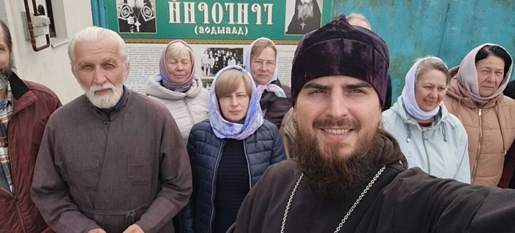 Экскурсию для гостей.